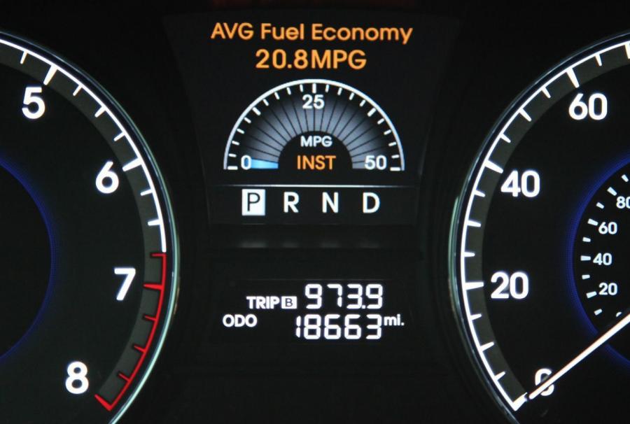 Hyundai Equus Ultimate 2011 года  (фото 7 из 119)